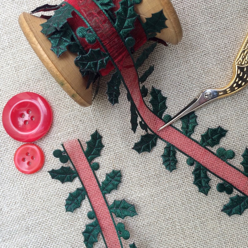 Holly Ribbon with Red or Green sheer centre. Christmas Ribbon. Holiday Ribbon. Holly leaf ribbon christmas crafts Green - Red Centre