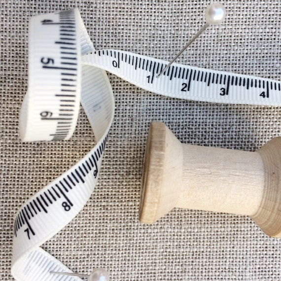 Cards and Sewing 3M Cream Ivory Grosgrain Tape Measure Centimetre Ribbon 9mm