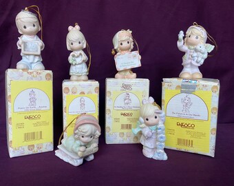 Vintage Enesco 1996 Precious Moments BIRTHDAY WISHES with Love /& Kisses Figurine Cake Topper Gift Cute Girl Crown Dress Candle