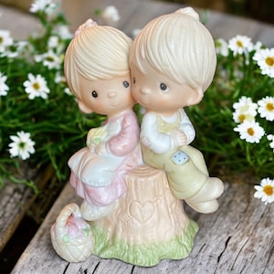 Love One Another Precious Moments Vintage Figurine E1376 Enesco Original 21 in box
