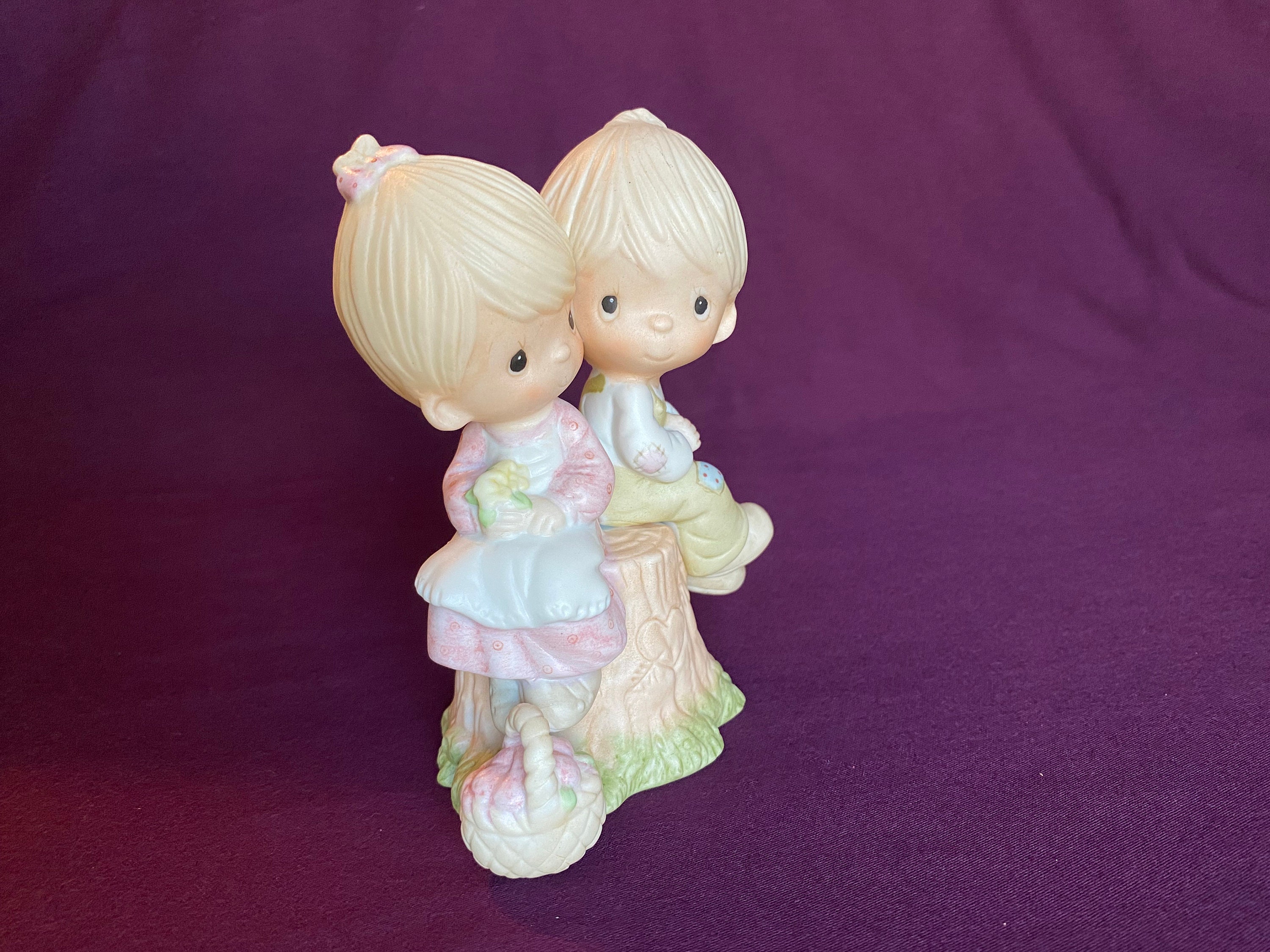 Love One Another Precious Moments Vintage Figurine E1376