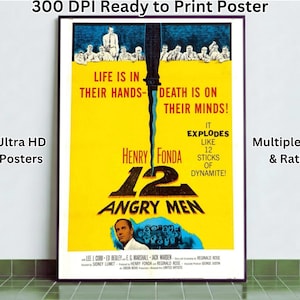 Puede incluir: Un póster enmarcado de la película "12 Angry Men" con un fondo amarillo y texto negro. El póster presenta el nombre de Henry Fonda y el título de la película. El texto "Life is in their hands - Death is on their minds!" también está presente.