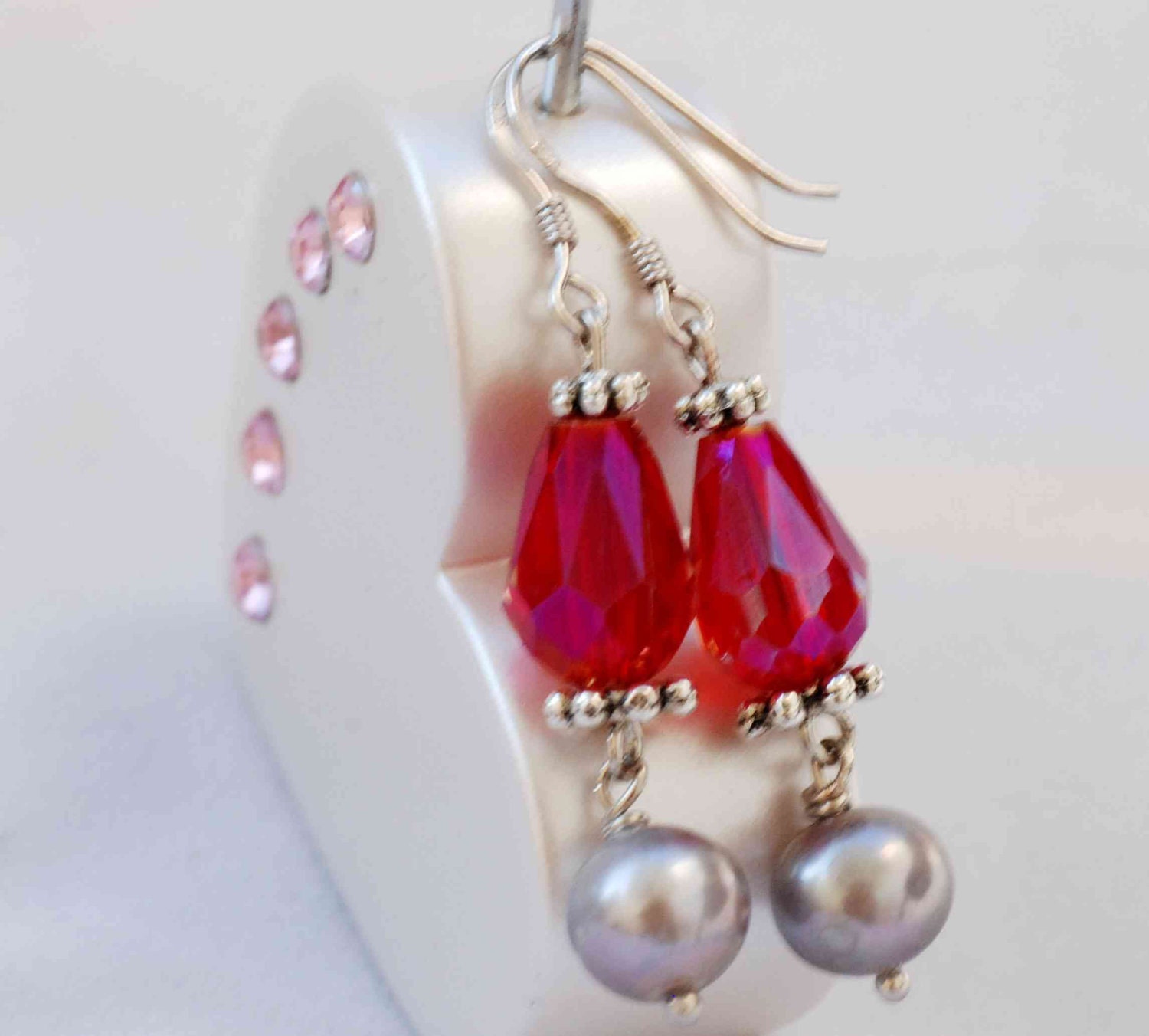 ピアス Darcey Swarovski Pearls Plated Brass Half Hoop Earrings 41zyrgEYivL.jpg