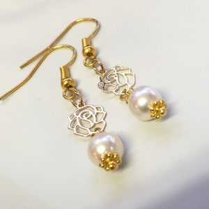 Freshwater Pearl Bridal Earrings: 14k Gold Plated Rhinestone Dangle