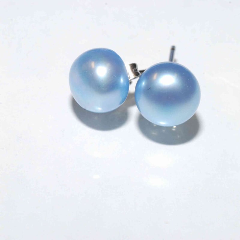 Pearl pierce earring / Blue Planet