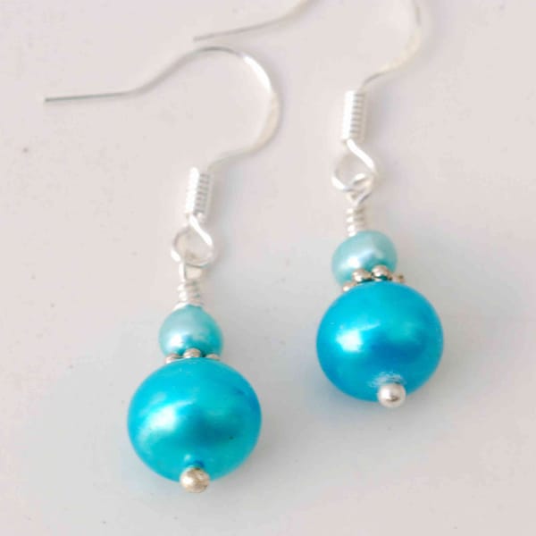 Freshwater Pearl Earrings----8-9mm Aqua Blue Round Pearl Dangle sterling silver---shipping from US--- Classic Bridal Wedding Jewelry E360