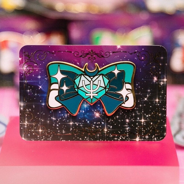 SAILOR NEPTUNE Bow Large Enamel Pin - Sailor Guardians Classic Kawaii Anime Cute Accessory + FREE Sticker - Michiru Kaiou Crystal Compact