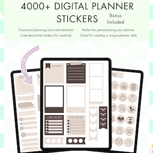 Puede incluir: Una colecci&oacute;n digital de m&aacute;s de 4000 pegatinas para planificador mostradas en tres pantallas de tableta. Las pegatinas incluyen listas de verificaci&oacute;n, marcos tipo polaroid, cajas de recordatorios e iconos circulares en tonos neutros.