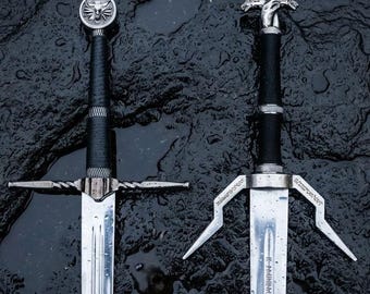 Handgjorda Witcher 3 Wild Hunt-svärd, kattstålsvärd Geralt av Rivia Cosplay-rekvisita svärd, vit vargmonsterslayer-klinga julklapp