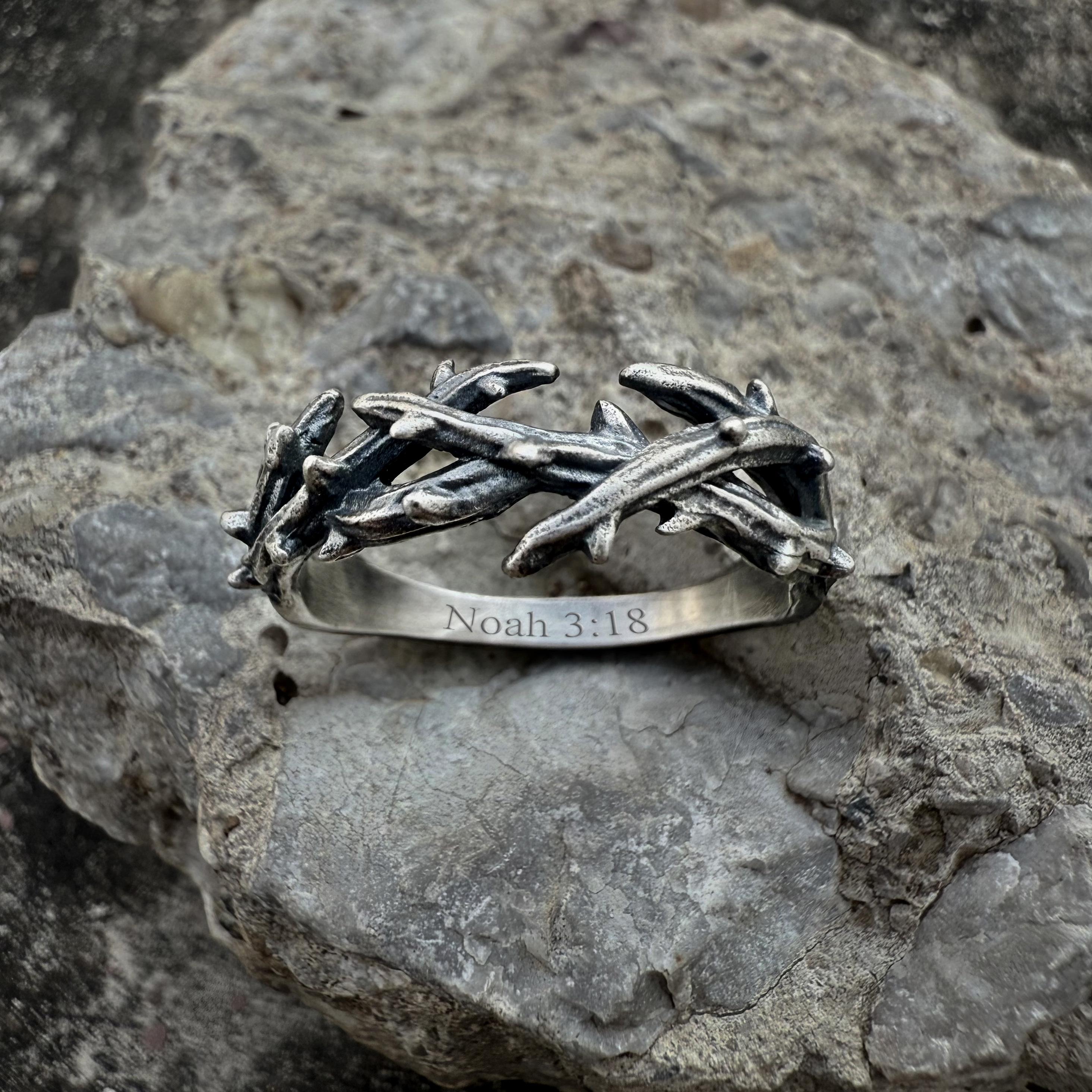 .925 Sterling Silver Chevron Crown Tiara Ring - V-Shaped Band, Sizes 4-10