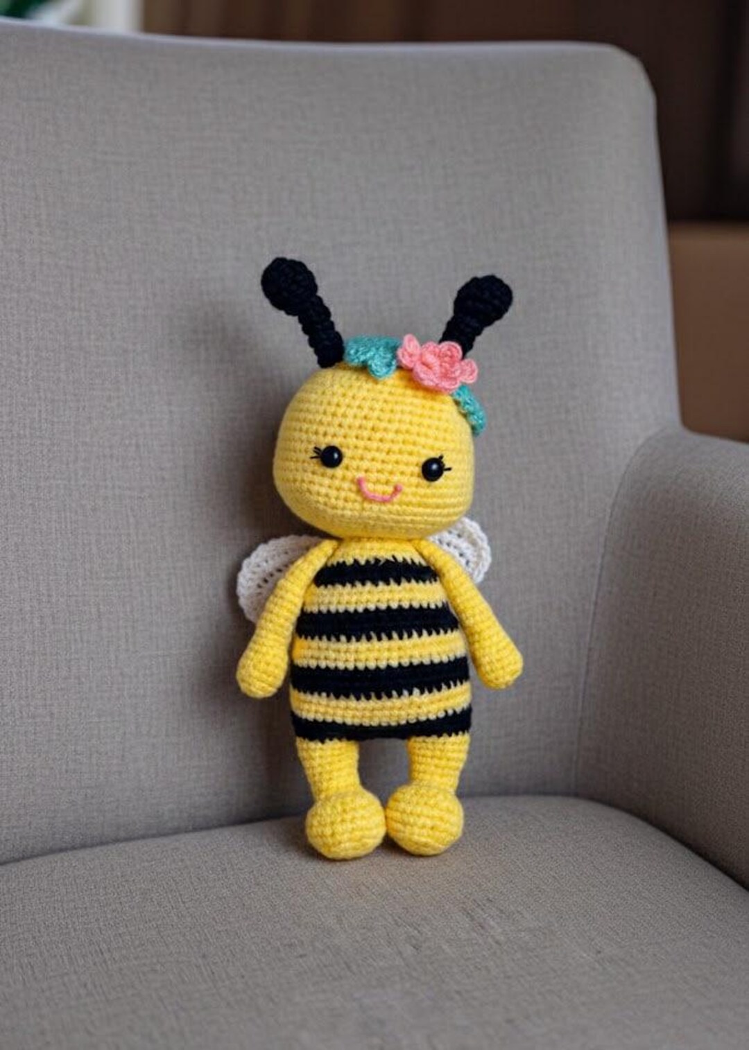 Bee Crochet Pattern PDF: Amigurumi Bumblebee Step-by-step Tutorial - Etsy