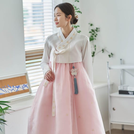Traditional Korean Hanbok Set Pink Ivory Gold Print, Elegant Formal Outfit