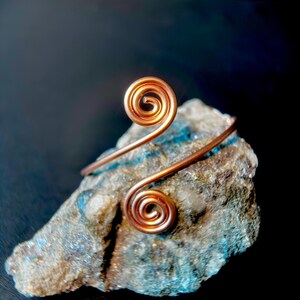 Tensor Ringarmband - Infinity Twist Koppar Frekvensarmband för Balans & Harmoni