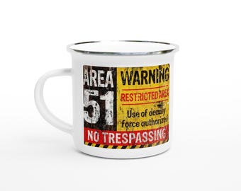Area 51 Enamel Camping Mug: Retro UFO Design