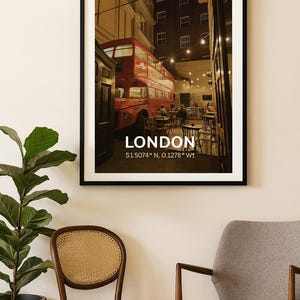 London Nightlife Art Print: Bus Cafe Urban Scene (50x70 cm Digital Download