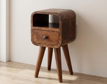 Handcrafted Mango Wood Bedside Table: Small Chestnut Nightstand with Drawer | Canada Stock