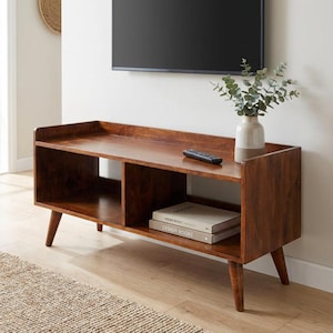Open-Top Mango Wood TV Stand – Chestnut Finish, Nordic Legs, Modern Storage Console
