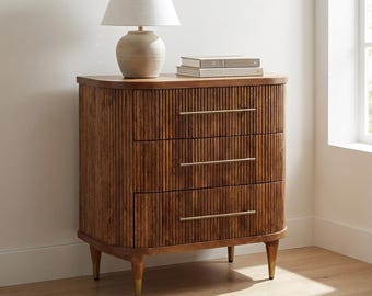 Solid Wood Ribbed 3 Drawer Chest of Drawers – Amber Oak Finish