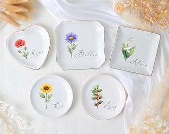 Personalized Birth Flower Ring Dish, Custom Watercolor Flower Jewelry Dish, Trinket Tray for Best Friend, Gift to Bestie, Bridesmaid Gift