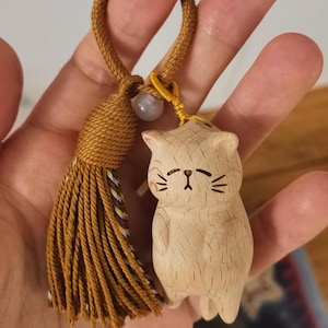 Hand Carved Wooden Cat Keychain, Japandi Style Bag Charm, Zen Lucky Cat Keyring with Tassel, Minimalist Good Luck Charm, Cat Lover Gift