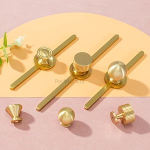 Pomos de latón macizo con placa posterior, pomo dorado para cómoda: tirador para armario, asa de cajón única