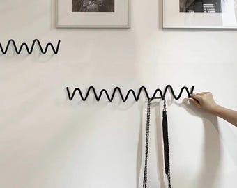 Schwarze gewellte Wandgarderobe Haken, Minimalistische Wandhaken, moderner Eingangsbereich