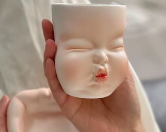Handgefertigte Keramik Gesichtstasse - Lustige skulpturale Kaffeetasse, schrulliges Keramik-Trinkgefäß für Wohnkultur