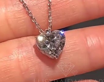 Collar con diamante sintético en forma de corazón de 1,50 quilates - Oro de 14 quilates