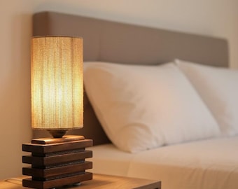 Handgemaakte macramé-tafellamp, rustieke houten voet, boho-huisverlichting