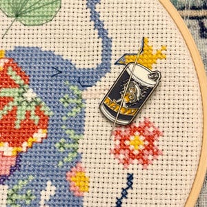 Salty Needle Minder: Magnetic Cross Stitch, Embroidery, Needlework