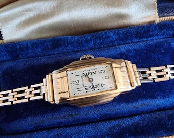 1934 WALTHAM LADIES WATCH-Art Deco-Boxed