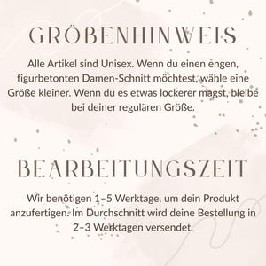 May include: A beige graphic with the text "GR&Ouml;BENHINWEIS" and "BEARBEITUNGSZEIT". The text provides sizing and processing time information. The background has a watercolor effect with small, scattered dots.