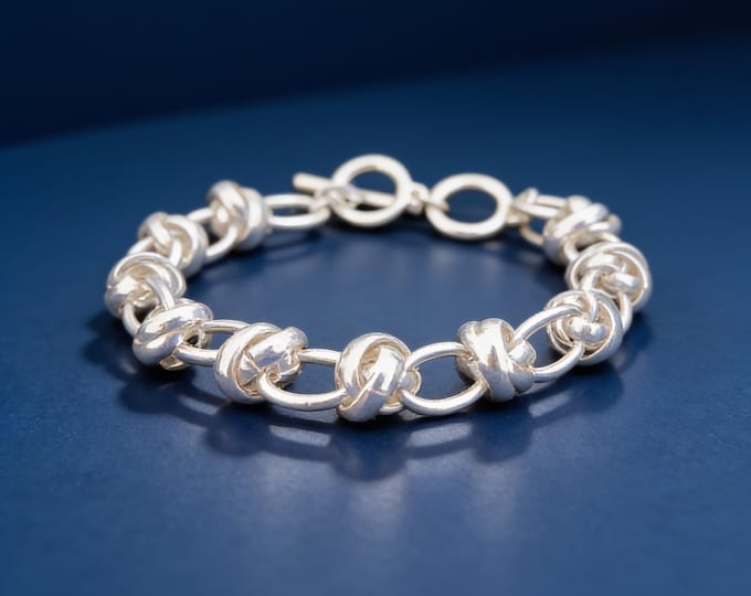 Sterling Silver Knot Link Toggle Bracelet.