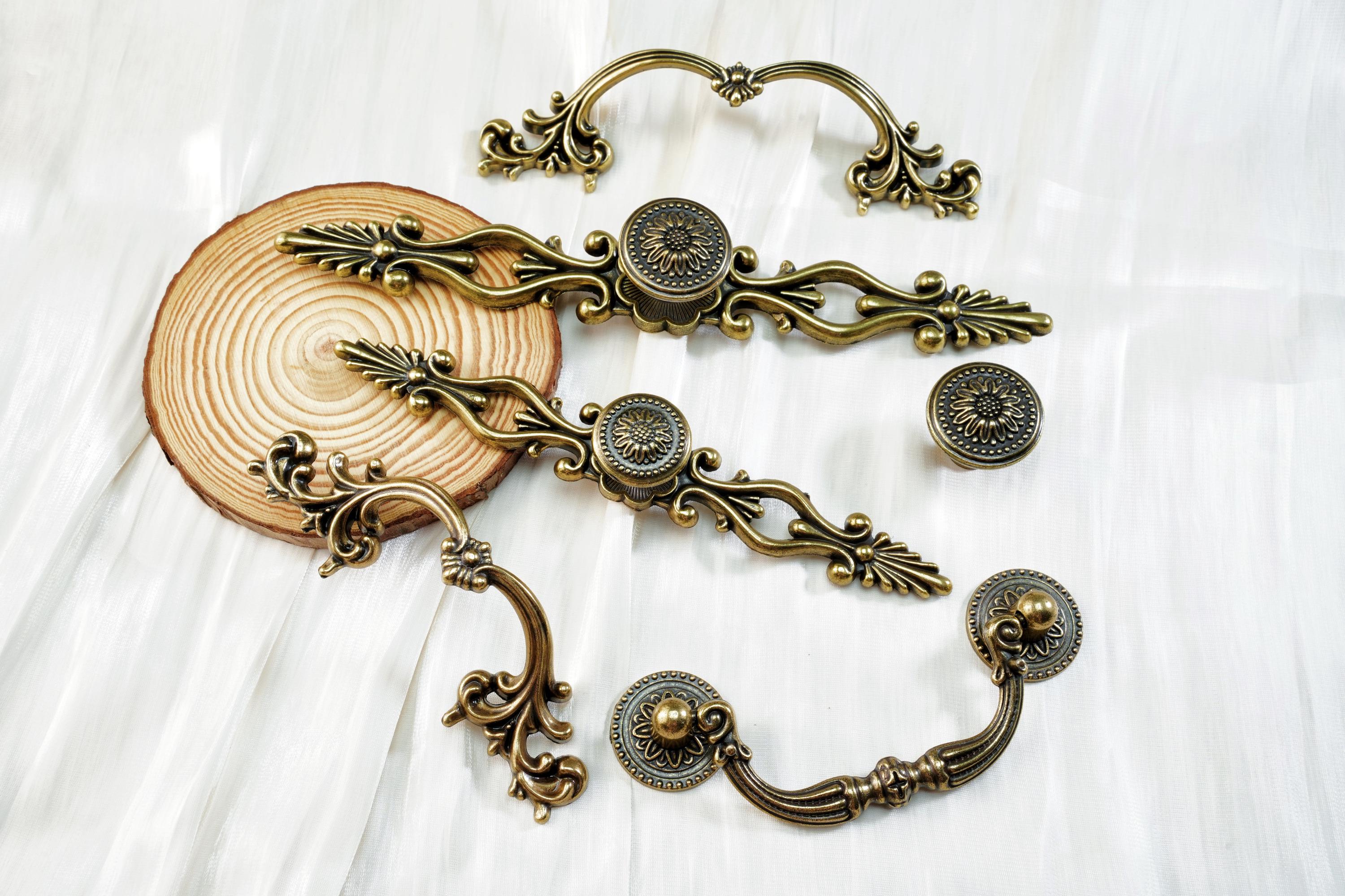 green emerald velvet dress Victorian Dresser Handles, Antique main image 0