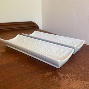 Vintage Fitz and Floyd Corn Cob Dishes Holders Set Of 2 White Porcelain with Embossed Corn Design