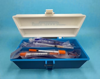 Syringe holder storage – Holds up more than 15 Preloaded or new  Syringes up 8.5 inch