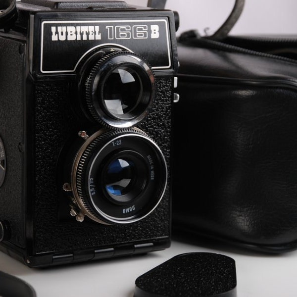 LOMO Lubitel 166 B Voïgtlander copy Lomography 6x6 TLR Medium Format Camera USSR