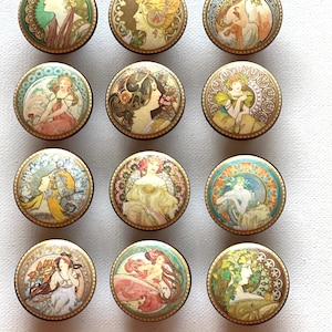 Handcrafted Mucha 1-1/2&quot;  Decorative Round Wood Knobs