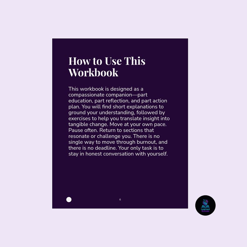 K&ouml;nnte beinhalten: Eine Arbeitsbuchseite mit dem Titel "How to Use This Workbook" in wei&szlig;er Schrift auf dunklem lila Hintergrund. Der Text beschreibt den Zweck des Arbeitsbuchs und f&ouml;rdert Selbstreflexion und Handeln.