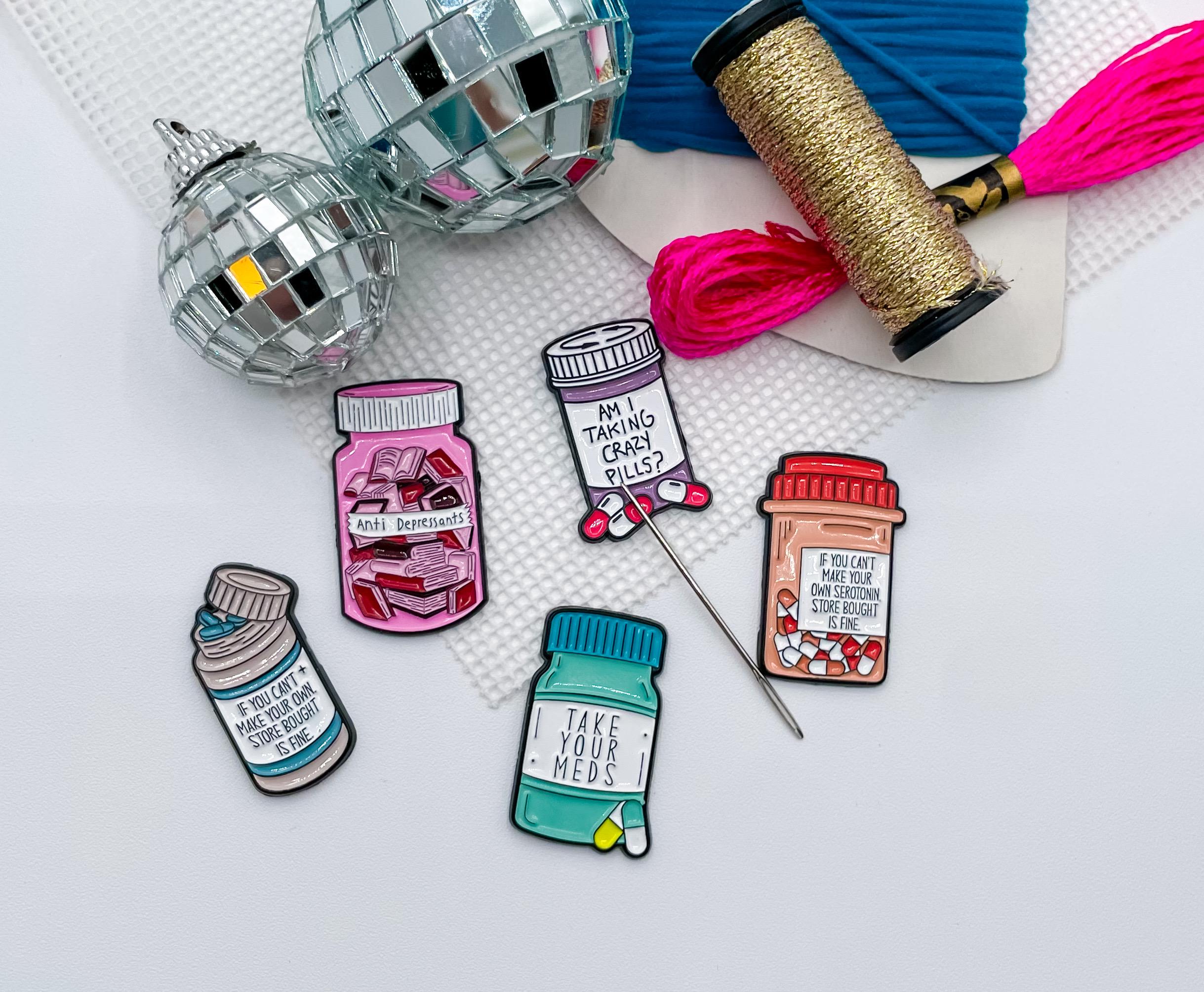 MAGNEECH 3 Pieces Lovely Buttefly Needle Minde, Needlewok
