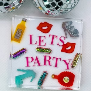Pillen Harz Untersetzer, Barbie Schuhe, Bar Dekor, stilvolles Getränk Geschenk, einzigartig handgemacht, bunt, Glitzer Pillen, Y2K, Wohnaccessoires, Dekoration