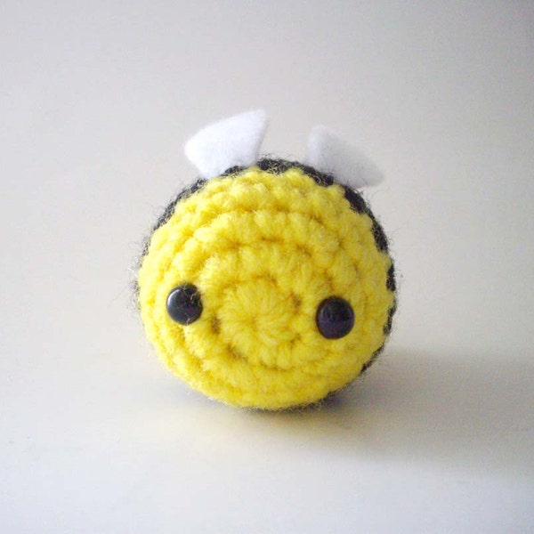 Amigurumi Crochet Yellow Bumble Bee