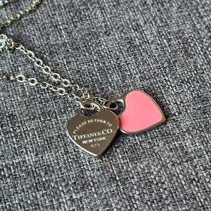 Tiffanys and co necklace pink - Etsy 日本