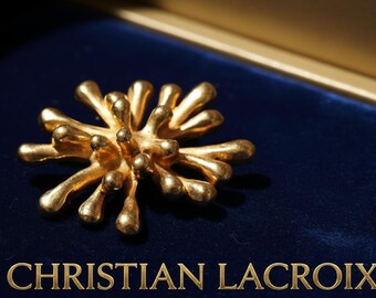 Vintage Christian Lacroix Gold Heart Brooch - Etsy
