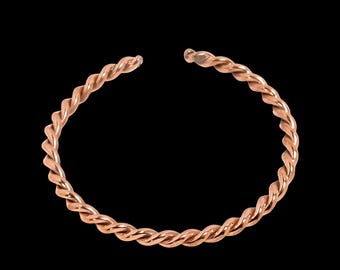 Handgjort armband i tvinnat manschett i ren koppar | Boho öppet armband