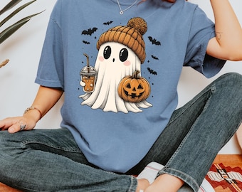 Comfort Colors Geister-Shirt, gemütliches Halloween-T-Shirt, Kürbis-Kaffee-Motiv, gruseliges Herbstgeschenk