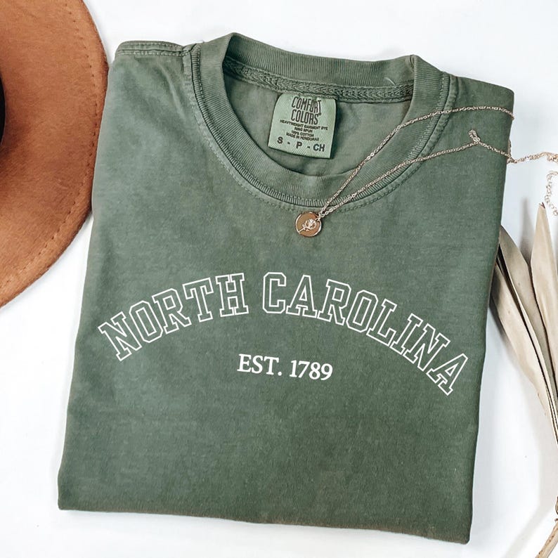 Comfort Colors North Carolina Vintage Retro State Shirt, Southern Style Trendy Graphic Tee image 3