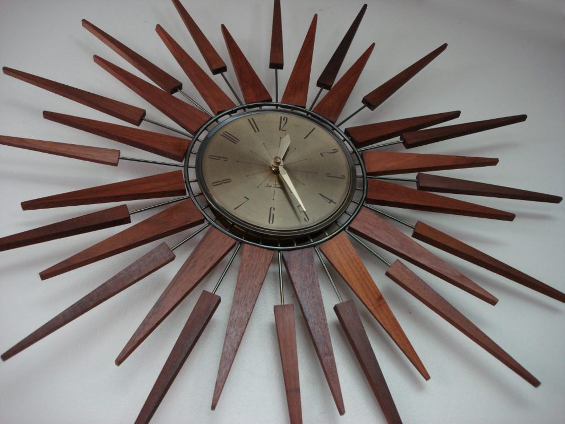 Mid Century Starburst Wall Clock Seth Thomas 1960s Starflower Etsy
