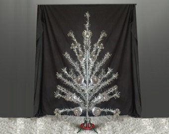 Mid Century 6 FT Pom Pom Aluminum Christmas Tree Vintage 1950s 1960s Xmas