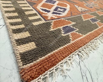Alfombra Oushak de lana anudada a mano, alfombra de área marrón camel de estilo turco vintage.